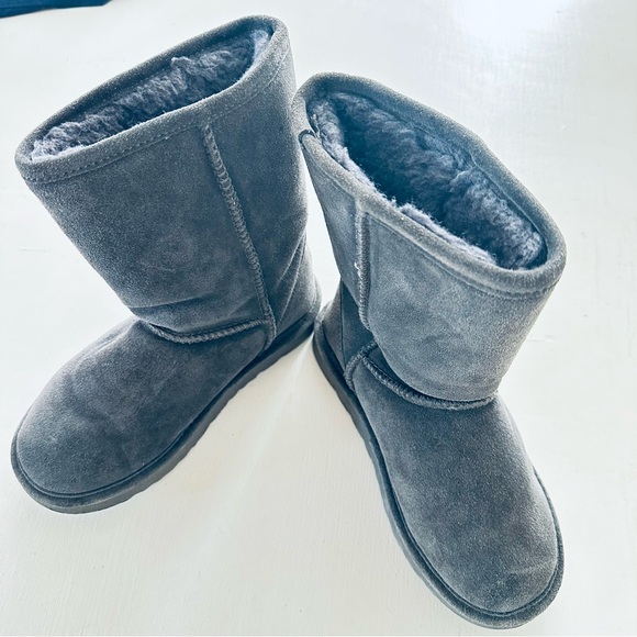 BEARPAW boots gray size 5/6 - Picture 6 of 10